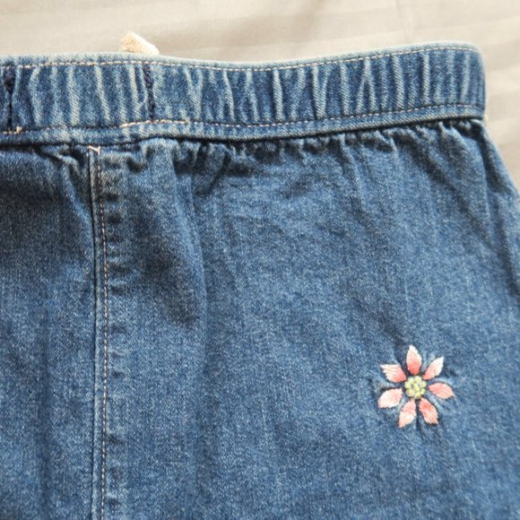 GapKids Girls Denim Skirt w/Embroidered Flowers and Butterfly   Size 4   NWT - Picture 5 of 7